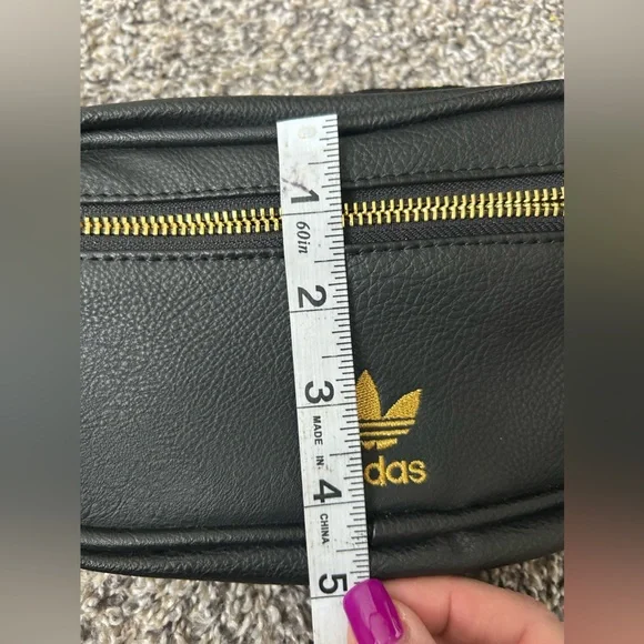 Adidas Faux Leather Belted Bag with adjustable belt and gold accents NWOT - Picture 8 of 9